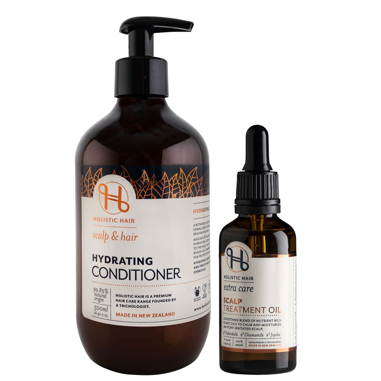 Hydrating Conditioner500ml and Scalp Treatment Oil 50ml on a transparent background.